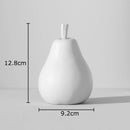 Escultura Decorativa de Resina Maçã e Abacaxi Listrado Preto e Branco — Minimalismo, Decoração de Mesa e Ambientes
